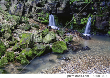 Pigeonang Falls, Pocheon, Gyeonggi-do 58001005
