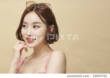 Female Lifestyle 58004762