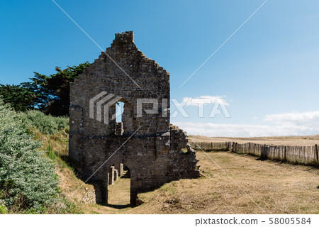 Ruins of old chapel in the Island of Batz 58005584