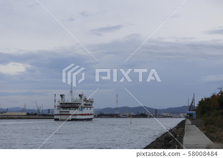 Omuta City Miike Port Typhoon Evacuation, Omuta City Miike Port Typhoon Evacuation, 58008484