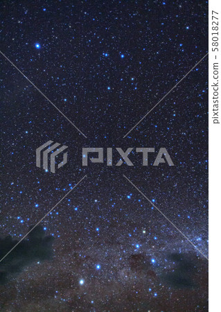 馬爾代夫南十字星和南半球的星空 馬爾代夫南十字星和南半球的星空 58018277