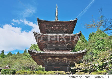 ［滋上宗上寺三重塔］滋賀縣大津市恩上寺町 58026901
