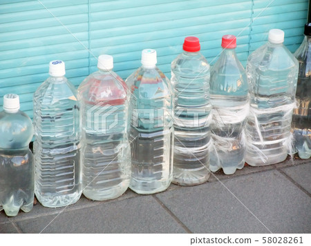 PET bottle with water PET bottle with water 58028261