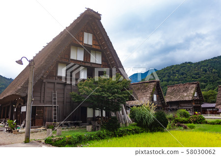 Shirakawa-go Gassho-zukuri Triple 58030062