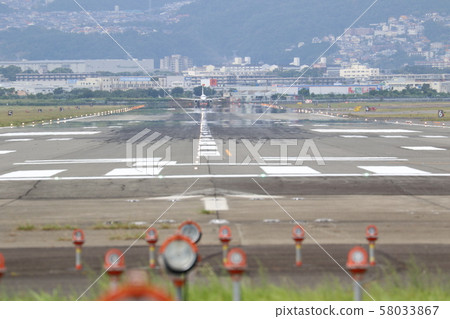 伊丹機場跑道 伊丹機場跑道 58033867