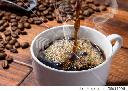 Hot coffee 58033906