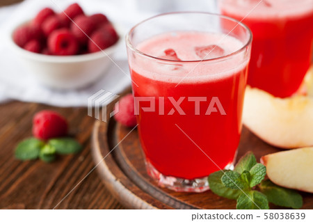 Iced lemonade with berries 58038639