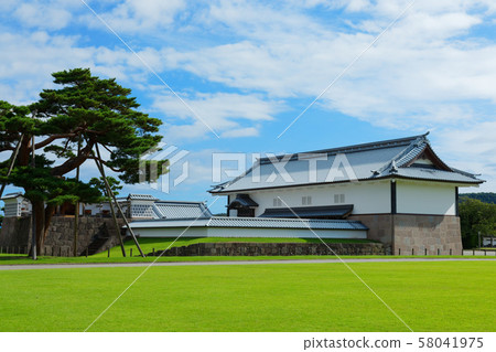 Kanazawa Castle Hebei Gate and Sannomaru Square 58041975