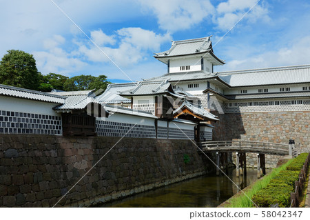 Kanazawa Castle Hashizume Bridge and Hashizumemon Hashizumemon Suite Moat 58042347