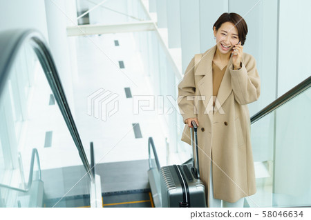 Female, female business person, female Female, female business person, female 58046634