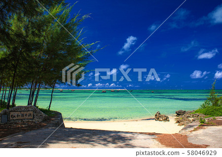 Okinawa / Irabu Island Sawada beach scenery Okinawa / Irabu Island Sawada beach scenery 58046929