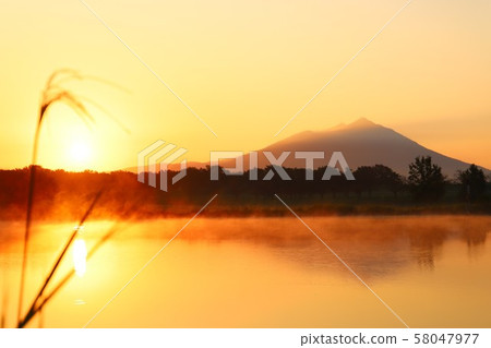 Mt. Tsukuba shining in the morning sun 58047977