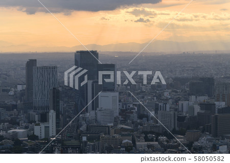 Tokyo cityscape in Japan Shibuya, where the clear sky began to spread during a typhoon (typhoon No. 15) 58050582