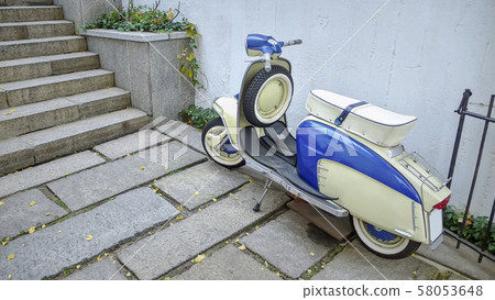 踏板車,摩托車,自行車 踏板車,摩托車,自行車 58053648