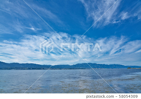 [從琵琶湖的湖邊出發]滋賀縣草津市下田町 58054309