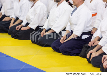 People in kimono and hakama on martial arts training 58058319