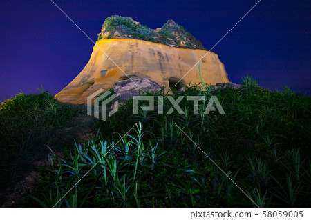台灣，山峰，星空，台湾、山、星空、Taiwan, mountain, starry sky, 58059005