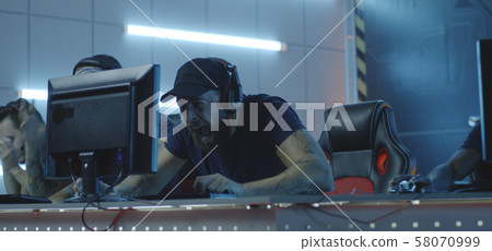 Gamer destroying keyboard after losing match 58070999
