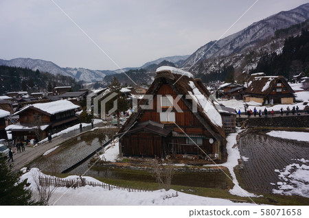 冬天白川鄉 58071658