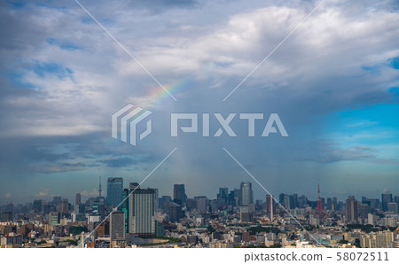 Tokyo cityscape in Japan Rainbow and guerrilla heavy rain (Tokyo Tower, Shibuya, Shimbashi, Tokyo Sky Tree, etc.) 58072511