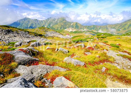 View of Murododaira from Murodo mountain trail 58073875