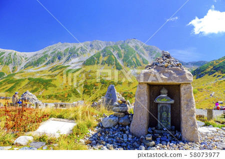 石佛和立山 58073977