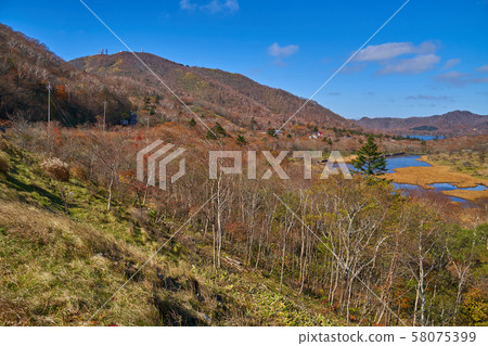 See the Kakuman Pass and the western Jizodake area from Gunma Prefectural Akagi Park (Torii Pass) in autumn See the Kakuman Pass and the western Jizodake area from Gunma Prefectural Akagi Park (Torii Pass) in autumn 58075399