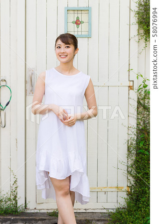 Young lady portrait Young lady portrait 58076994
