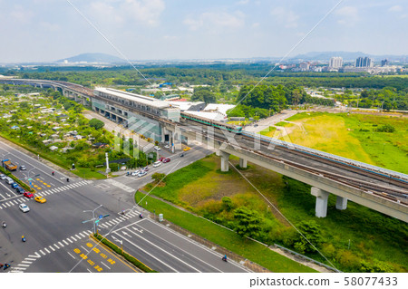 臺灣高雄交通運輸工具Kaohsiung Rapid Transit, Taiwan, Asia 58077433