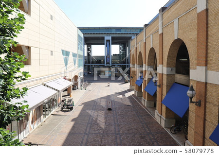 Kishiwada Kanbayide Mall 58079778