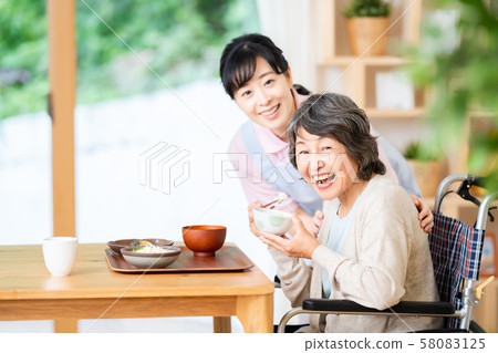 Nursing image Meal Senior Day care Nursing home 58083125