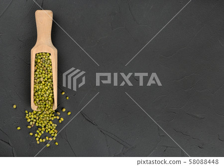 Mung beans in scoop 58088448