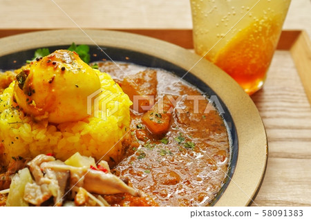 咖哩板午餐 58091383