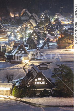 [世界遺產]岐阜縣冬季白川鄉的點亮 58092215