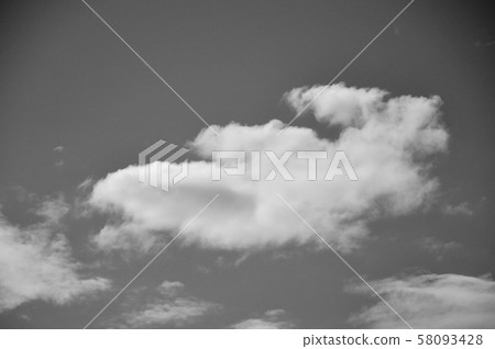 Sky and thousand clouds, floating clouds and blue clouds, flowing white clouds Sky and thousand clouds, floating clouds and blue clouds, flowing white clouds 58093428