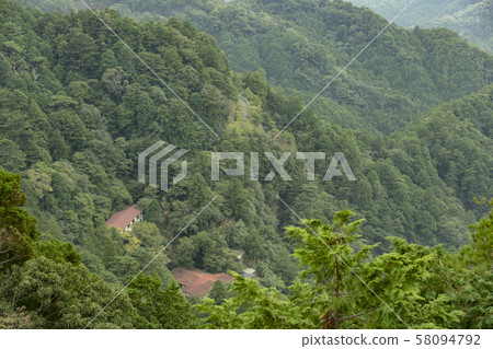許多山區 許多山區 58094792
