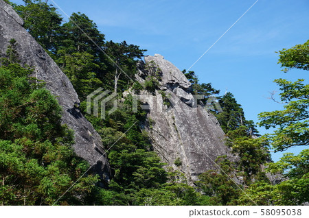【紀伊山脈的世界遺產和參拜路線】大峰奧隈堂,38週年,奈良縣吉野區十津川村四手庭 【紀伊山脈的世界遺產和參拜路線】大峰奧隈堂,38週年,奈良縣吉野區十津川村四手庭 58095038