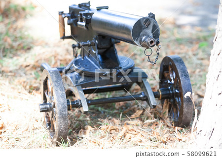 World War I Maxim gun  58099621