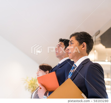 商業場景 58103280