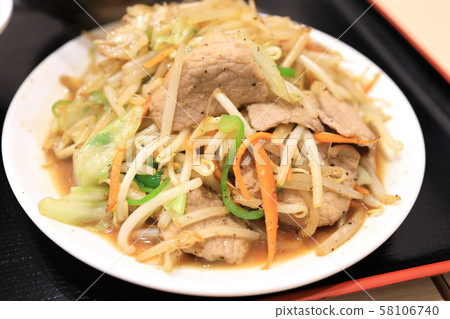 Stir-fried delicious meat vegetables 58106740