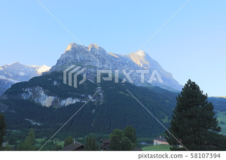 瑞士,格林德瓦景觀,艾格峰 瑞士,格林德瓦景觀,艾格峰 58107394