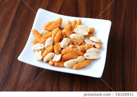Persimmon pea 58108931