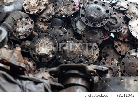 Old engine parts, steel and used car parts, for engineering. Selective focus. 58111042