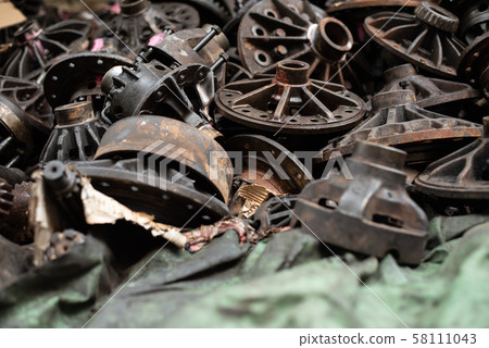 Old engine parts, steel and used car parts, for engineering. Selective focus. Old engine parts, steel and used car parts, for engineering. Selective focus. 58111043