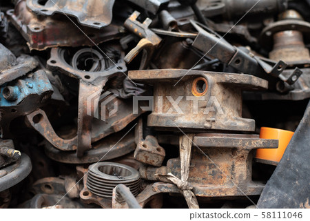 Old engine parts, steel and used car parts, for engineering. Selective focus. 58111046