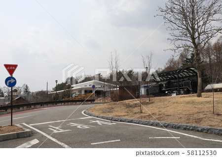 山梨縣北斗市清裡的早春景色 山梨縣北斗市清裡的早春景色 58112530