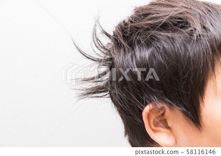 男孩睡覺 58116146