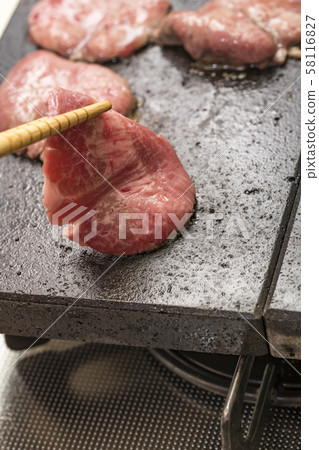 【烤肉】 【烤肉】 58116827