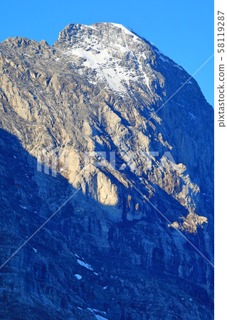 瑞士，艾格峰清晨 58119287