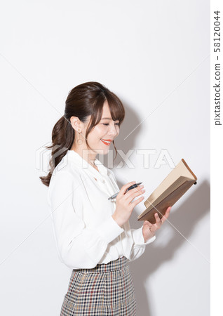 女性肖像 女性肖像 58120044